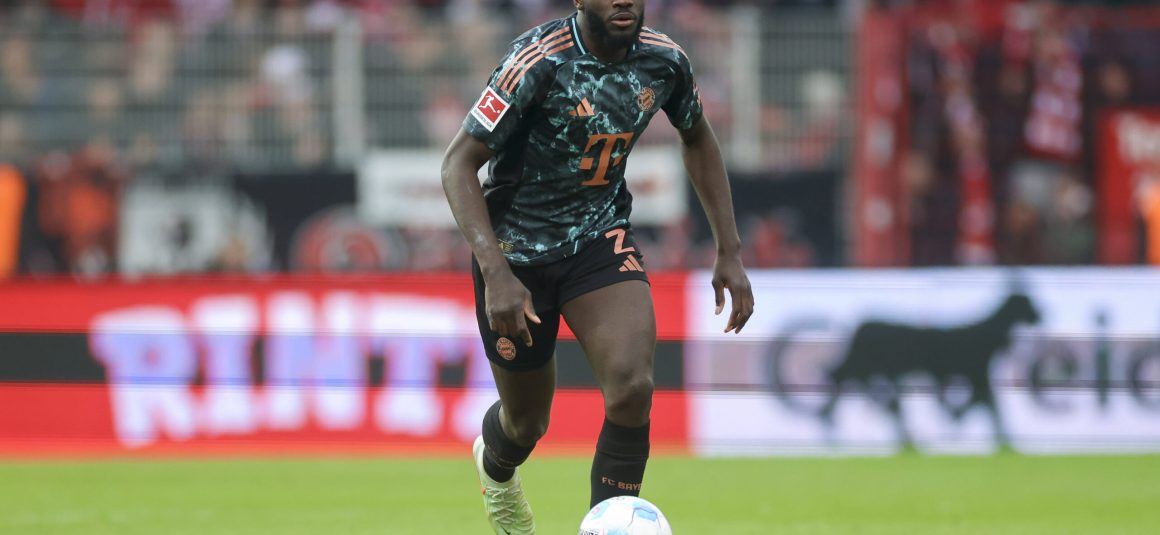 Report: Man United Enters…