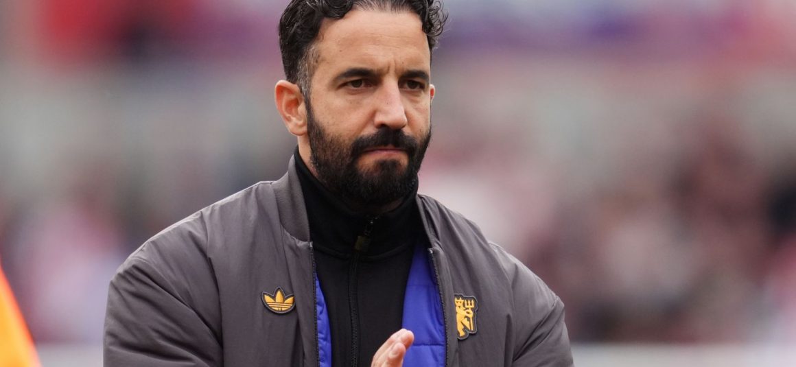 Gary Neville Critiques…