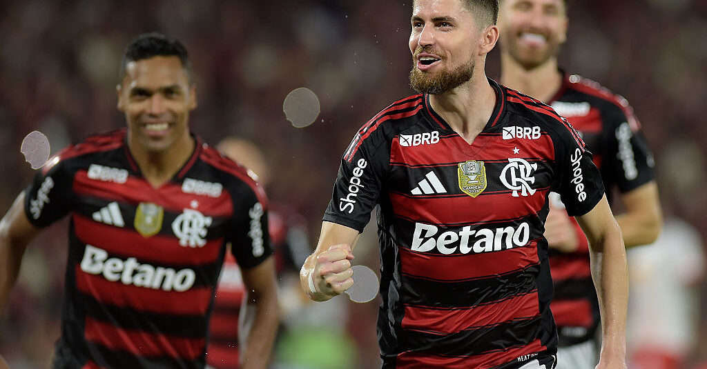 Flamengo Triumphs in…