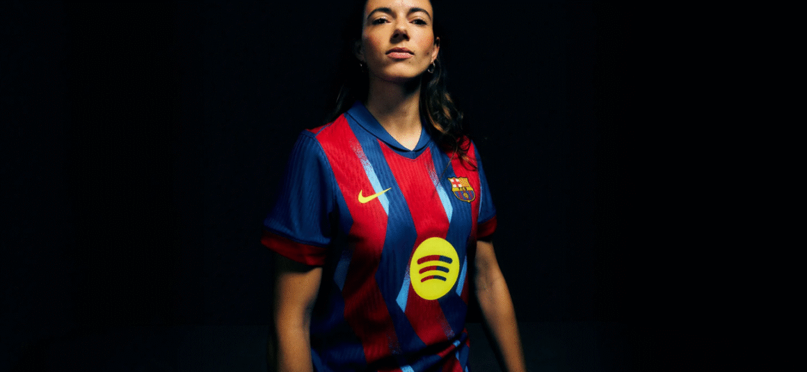 Barcelonas New Fourth Kit… Barcelonas New Fourth Kit…