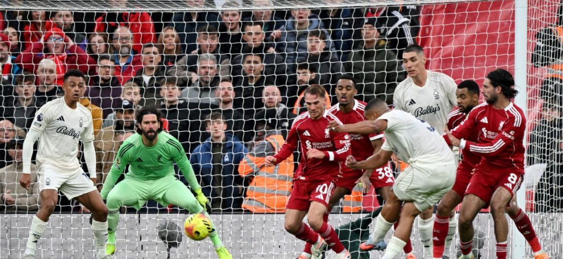 VAR Review: Murillo Goal… VAR Review: Murillo Goal…