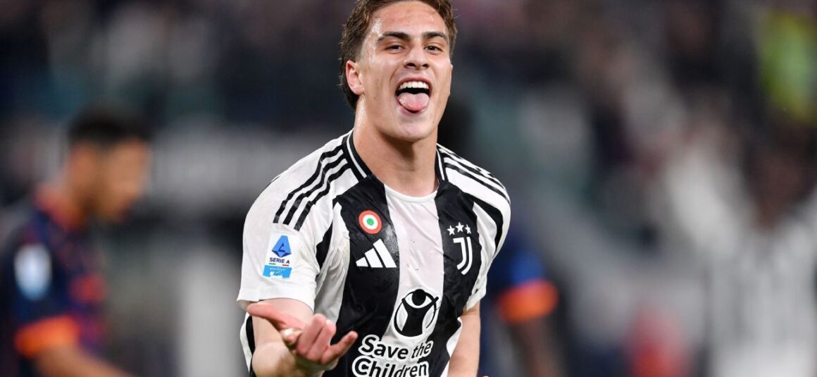 Arsenal Lead Premier…