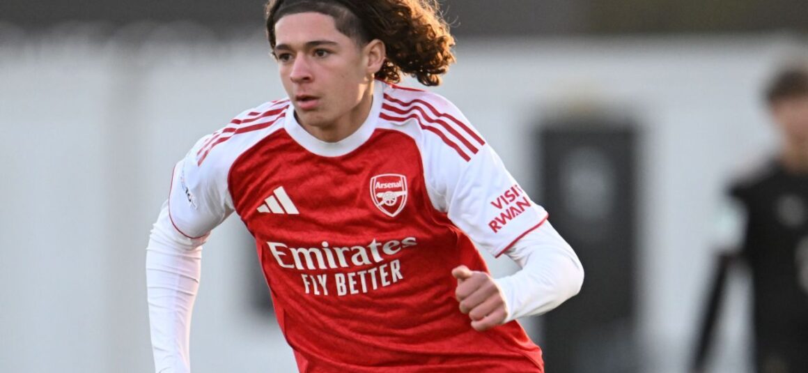 Arsenals Munoz, 13, Sets…