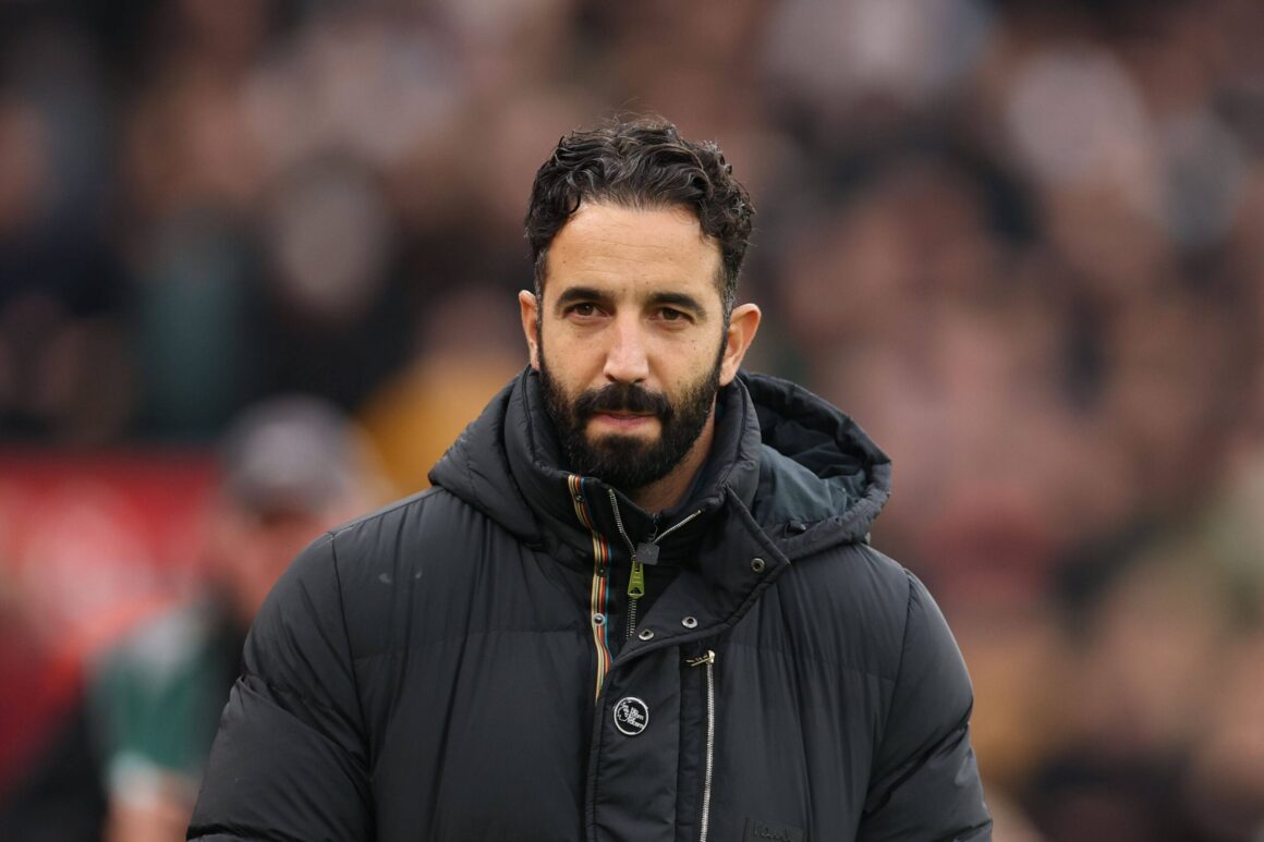 Manchester United Set to… Manchester United Set to…