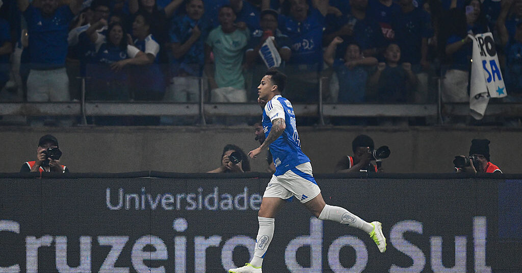 🎖 Ballon DOneFootball:…