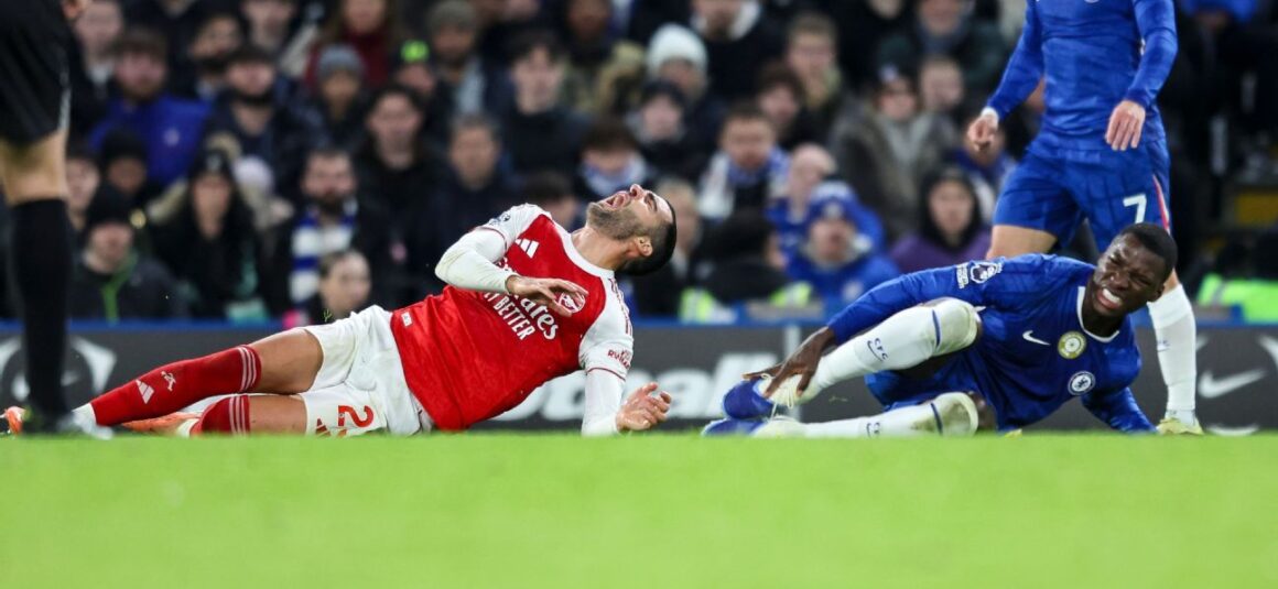 Merino brands Caicedos red