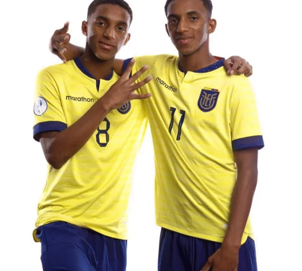 Arsenal Sign 16-Year