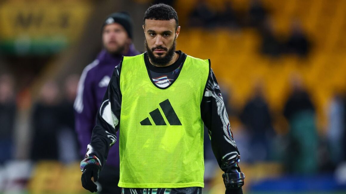 Sources: Man Utd Annoyed… Sources: Man Utd Annoyed…