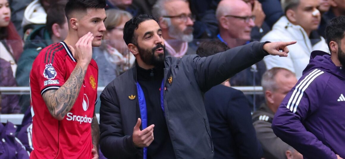 Sources: Man Utd Delay… Sources: Man Utd Delay…