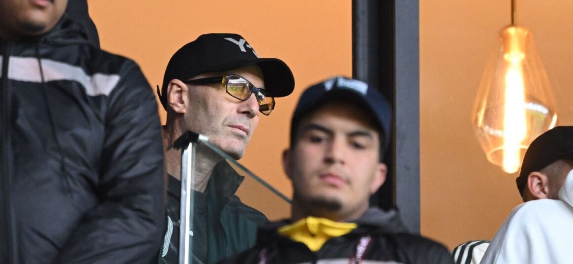 Zidane in Stands for Son…