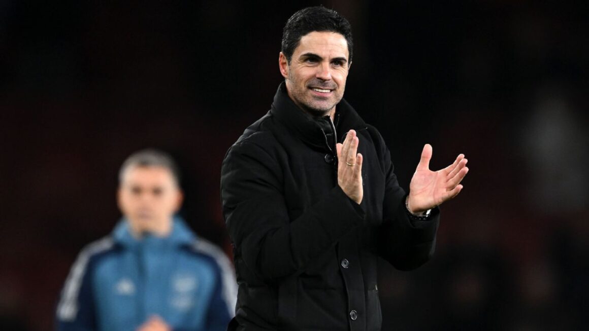 Arteta: Arsenal actively…