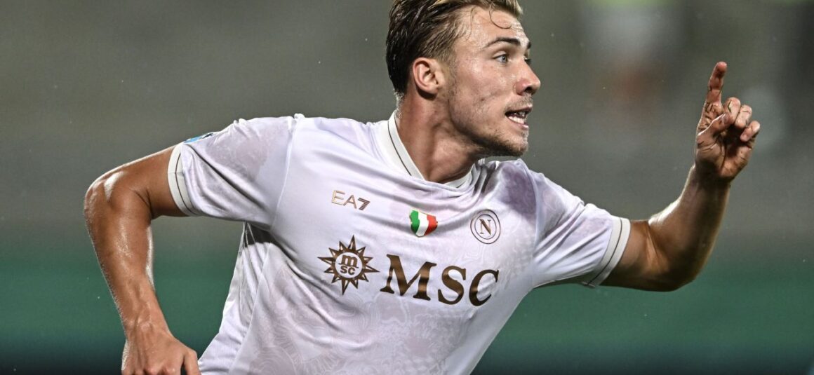 Napolis Formality…