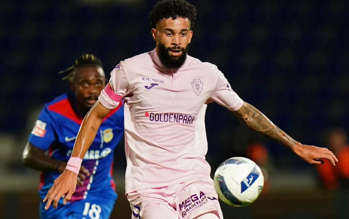 West Ham United poised to sign West Ham United poised to sign