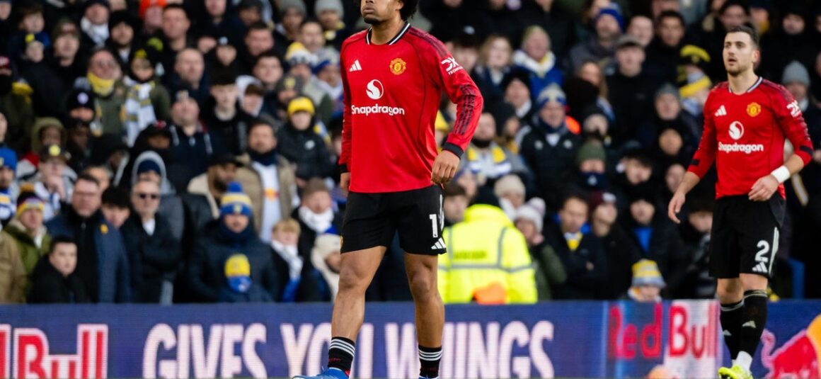 Burnley vs Manchester… Burnley vs Manchester…