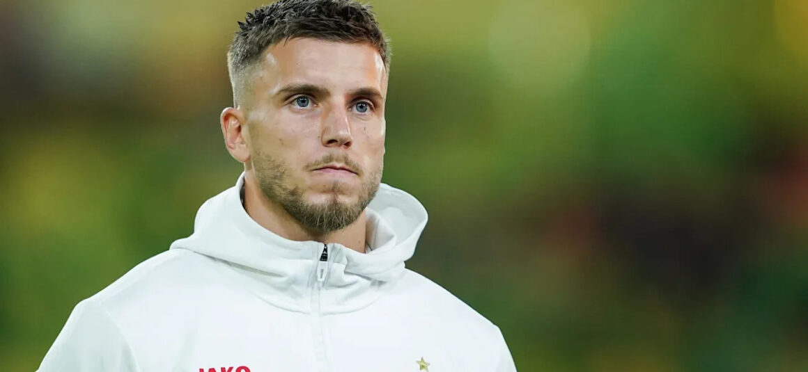 Ermedin Demirović of…