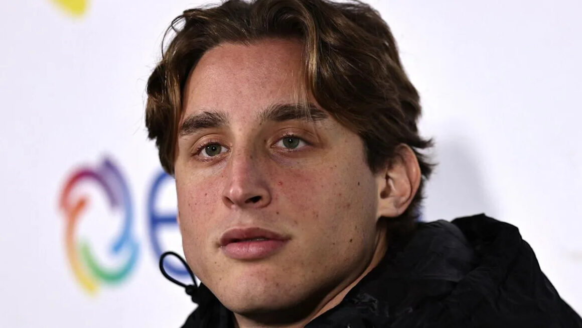 Boves Signing Marks a…