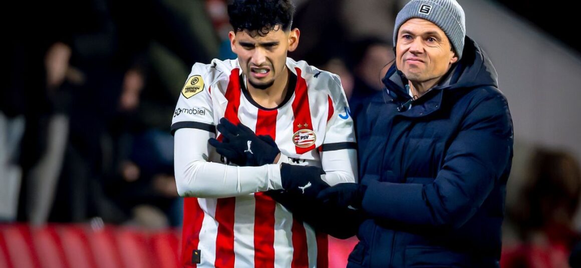 USMNTs Pepi Breaks Arm…