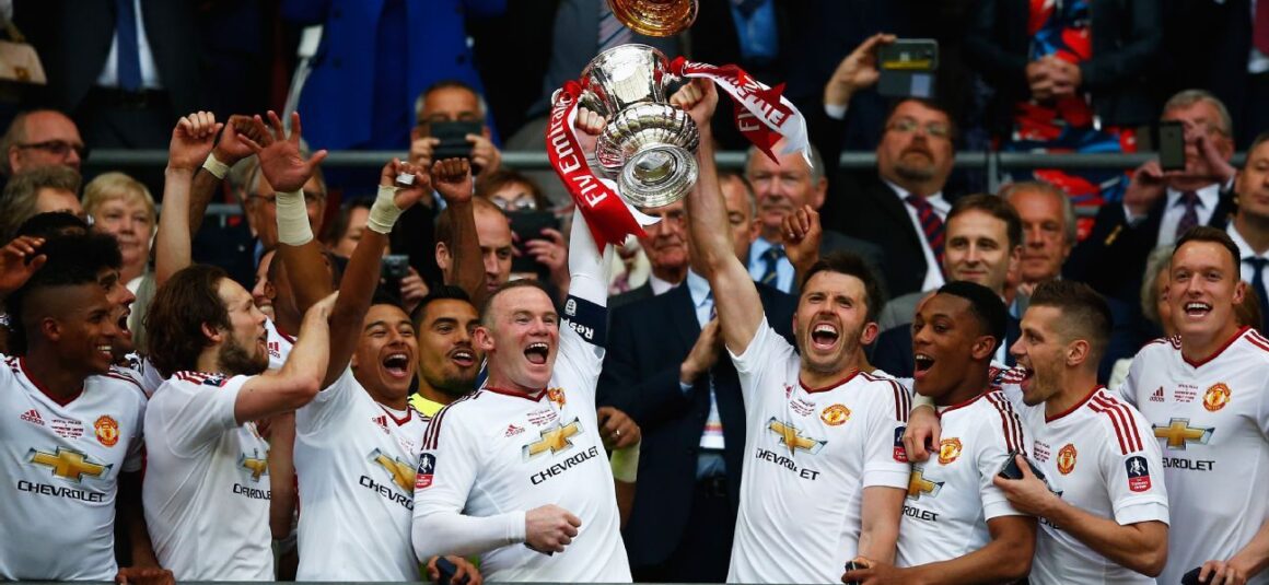 Rooney: Joining Carricks… Rooney: Joining Carricks…