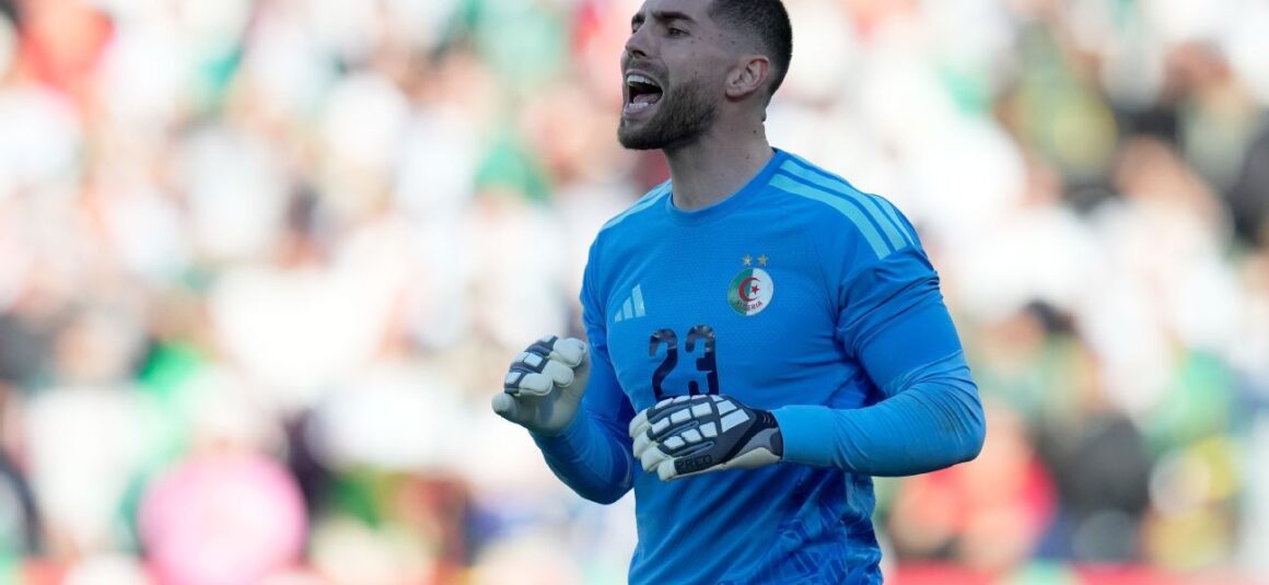 Algerias Zidane Receives 2 Algerias Zidane Receives 2