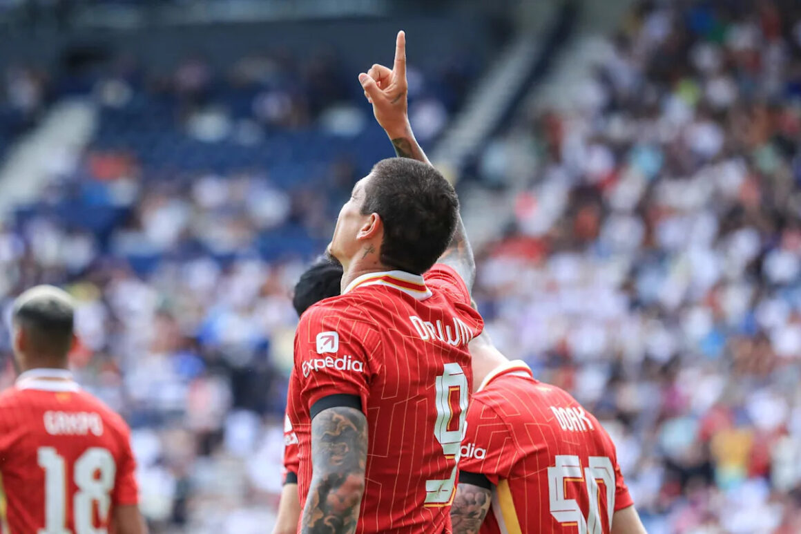 Chelsea Icon Urges Club to… Chelsea Icon Urges Club to…