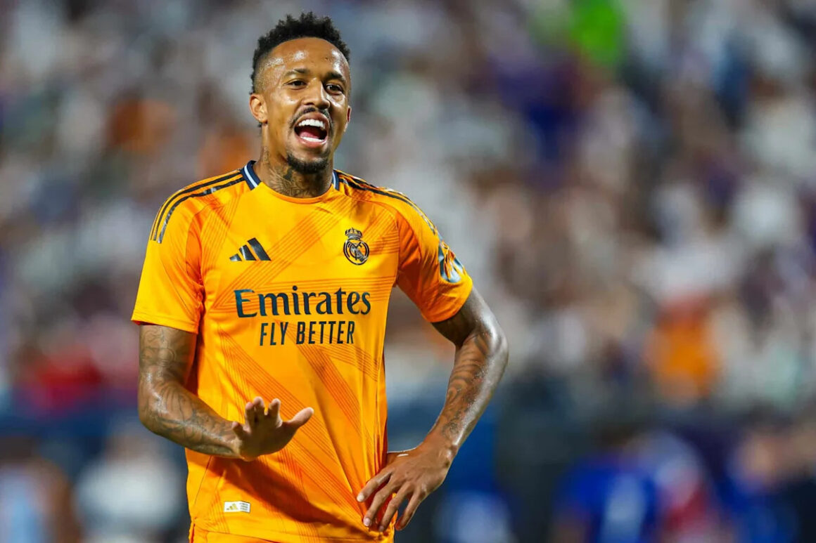 Man United Submit £34.7m…