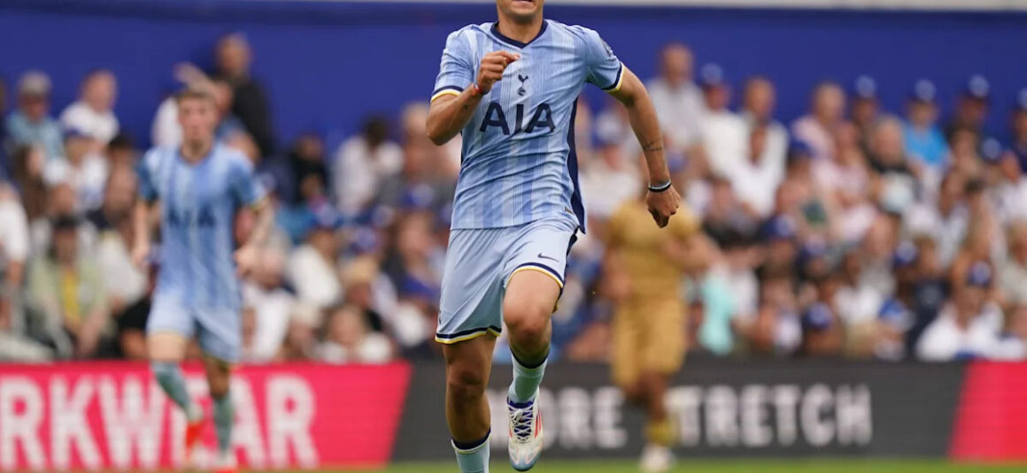 Fabrizio Romano: Tottenham…