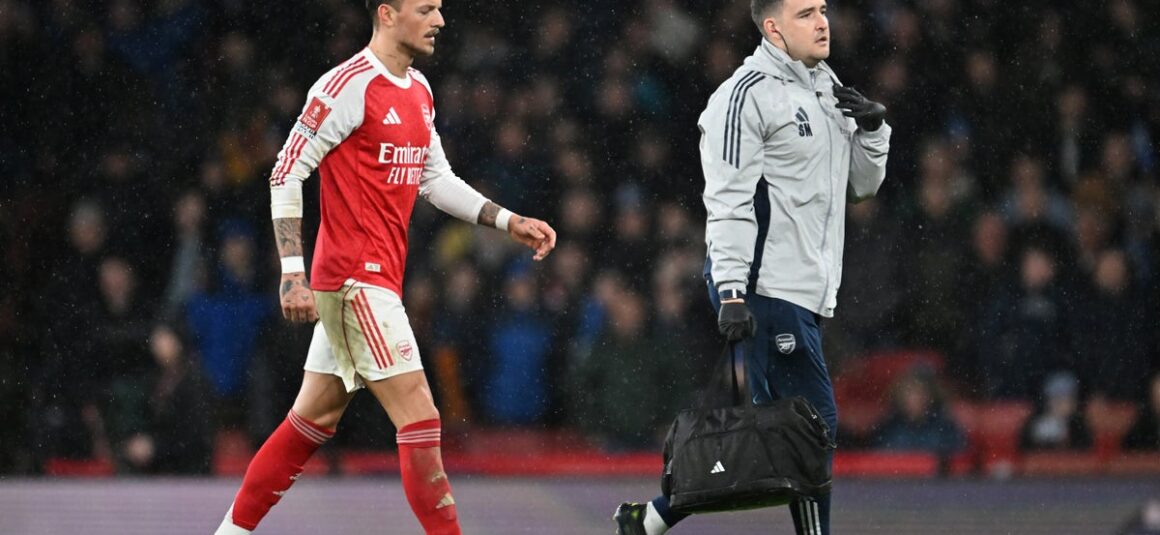 Injuries to Riccardo…