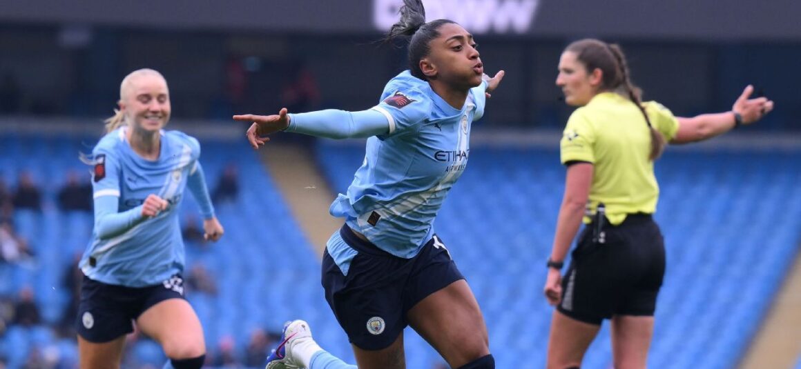 Chelseas WSL Title Bid…