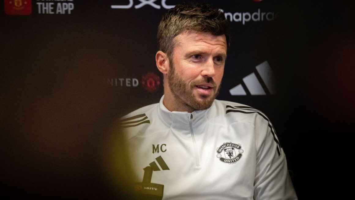 Carrick: Man United Job…