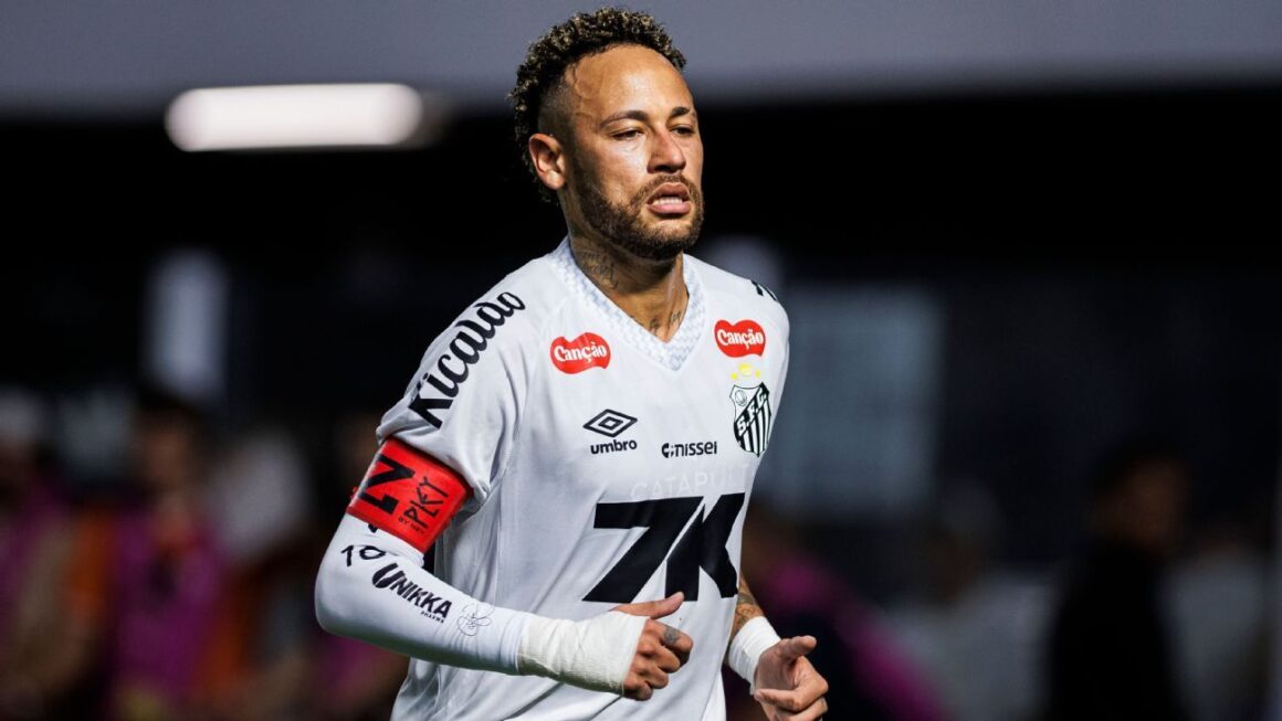 Neymar Returns to Santos… Neymar Returns to Santos…