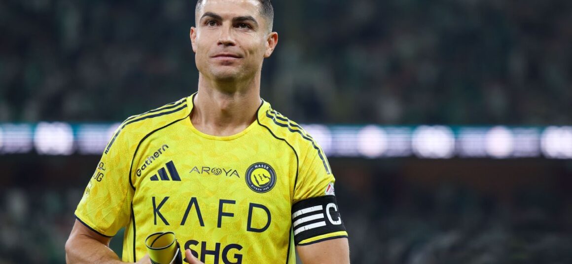 Ronaldo Brace Powers Al…