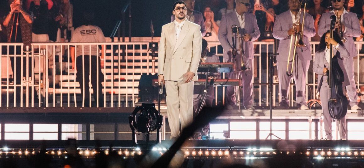 Bad Bunny Sports Vintage…