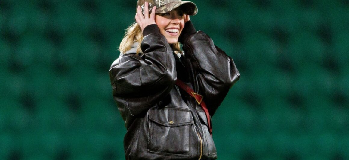 Did Sydney Sweeney Imitate…