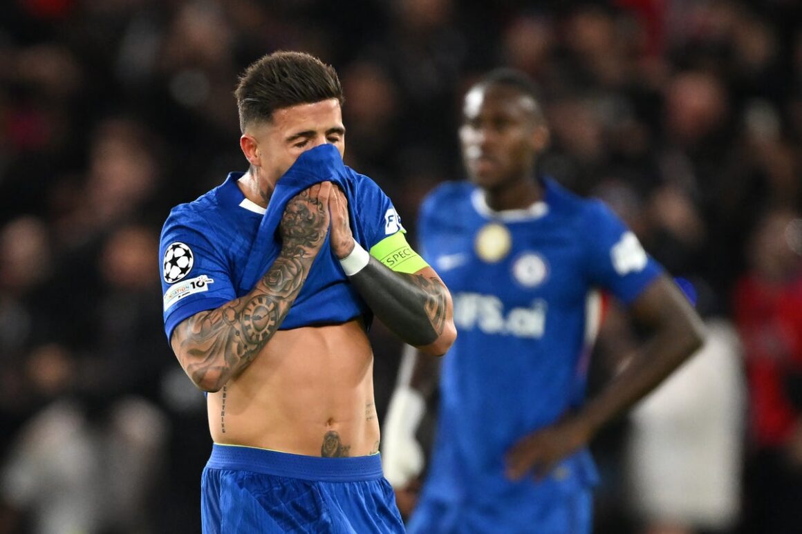 Enzo Fernandez suggests…