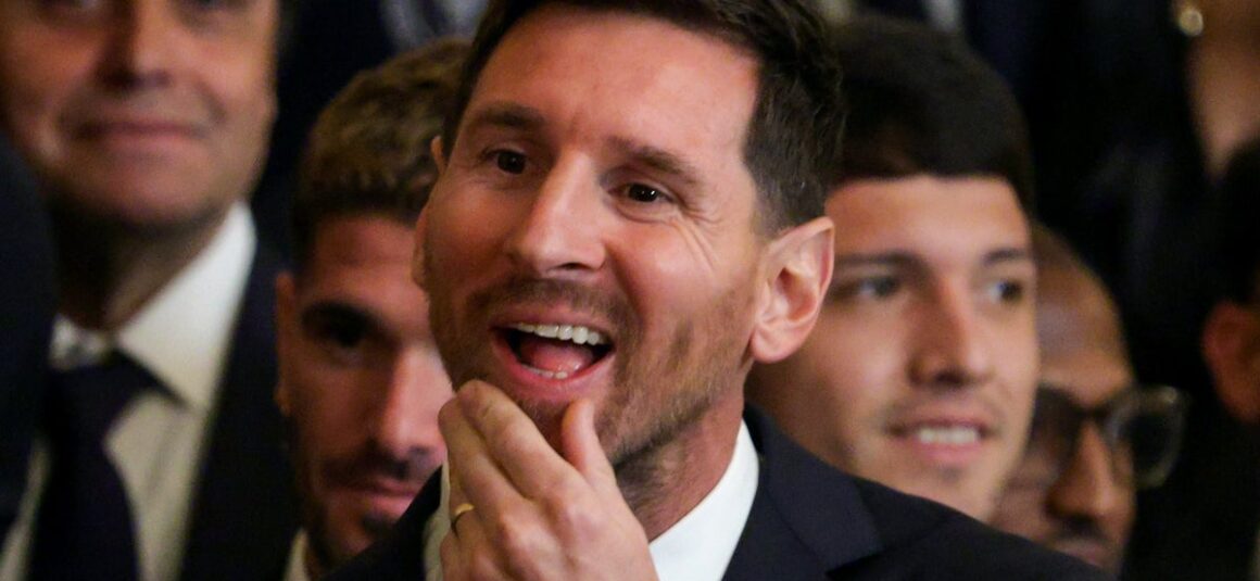 Does Messis White House… Does Messis White House…