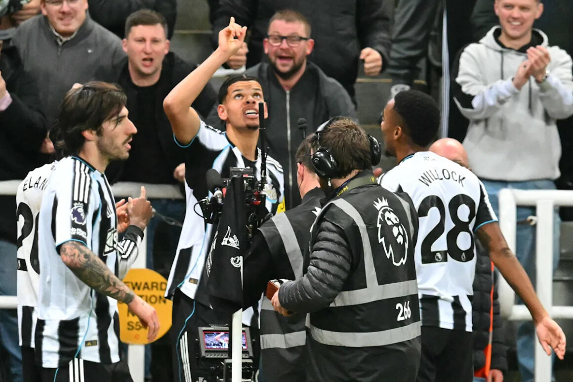 Newcastle Defeat Man…