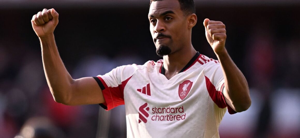 Gravenberch pens long