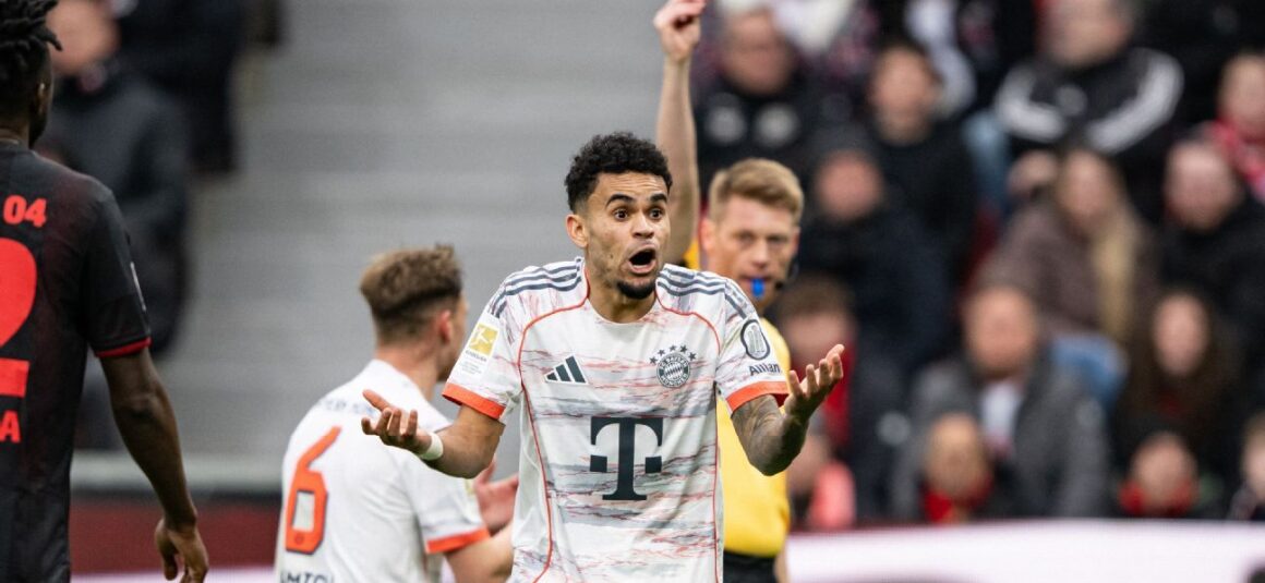 Ref admits error as Bayern…