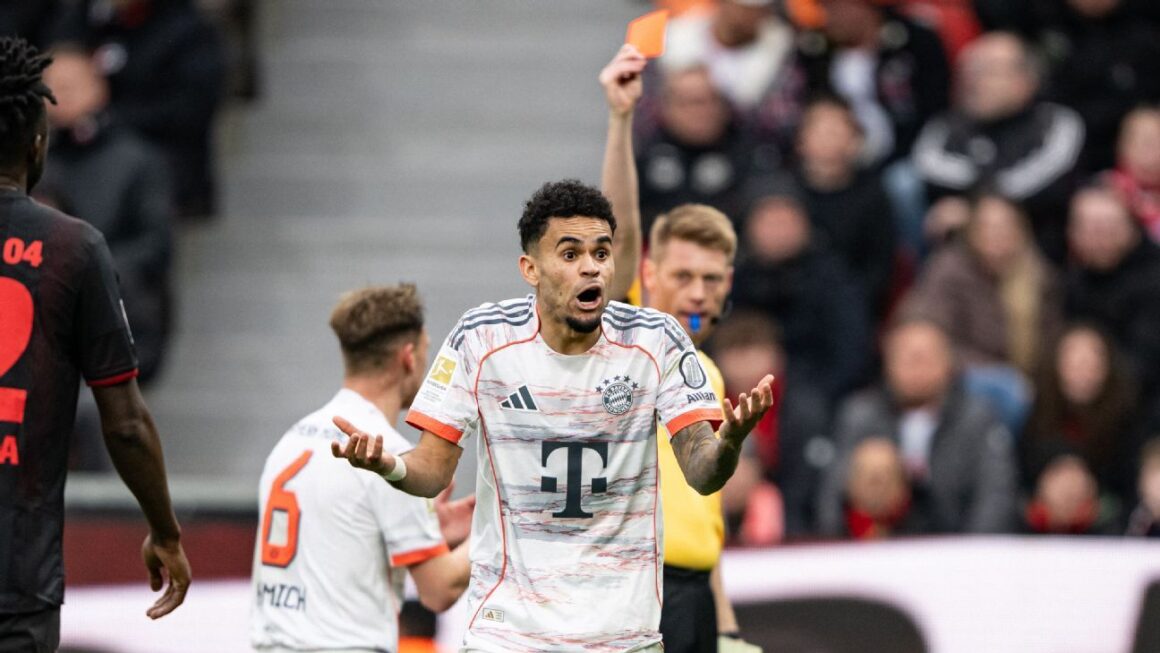 Ref admits error as Bayern… Ref admits error as Bayern…