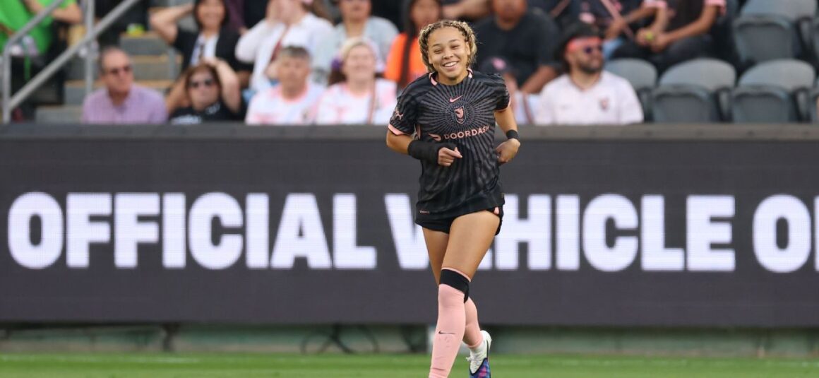 Savy King Returns to the…