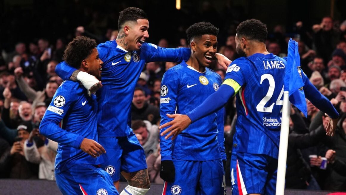 Chelsea boss: Fernández,…