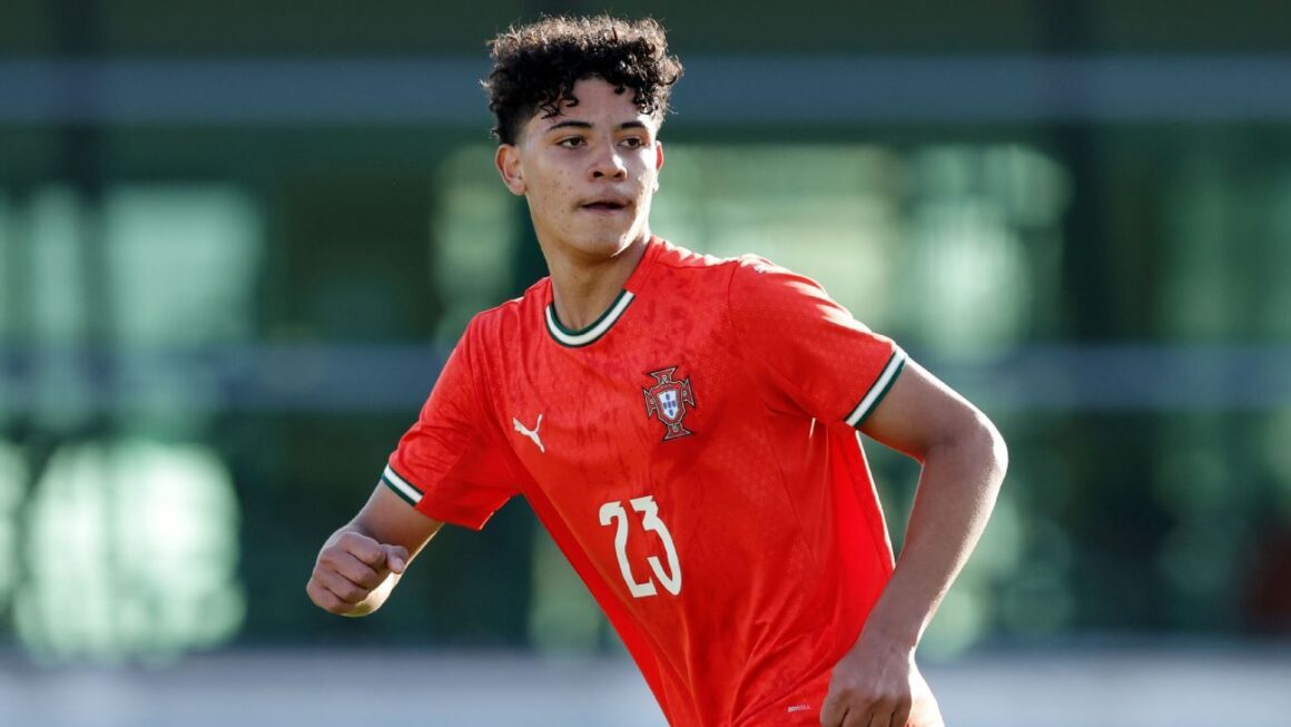 Sources: Ronaldos Son…