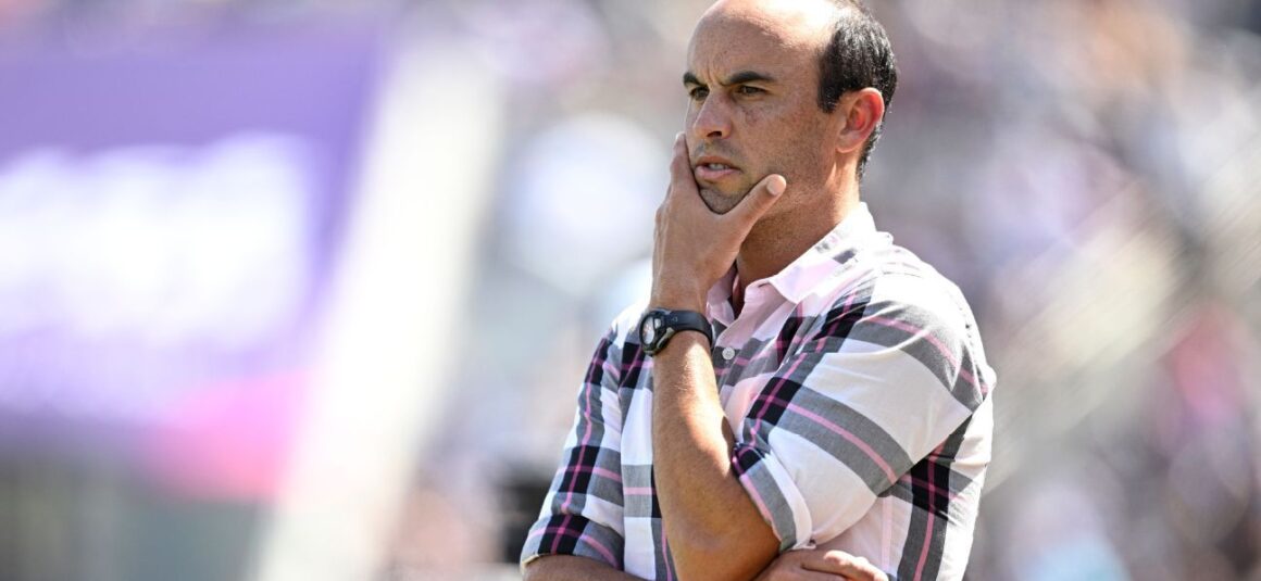 Donovan Set to Make… Donovan Set to Make…