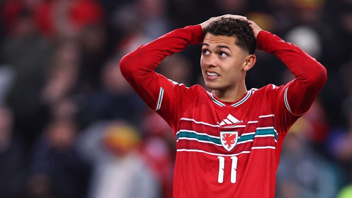 Spiky and Unforgettable:…