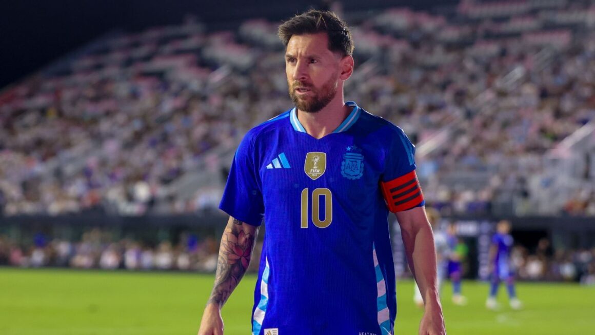 Scaloni: Messi Uncertain…