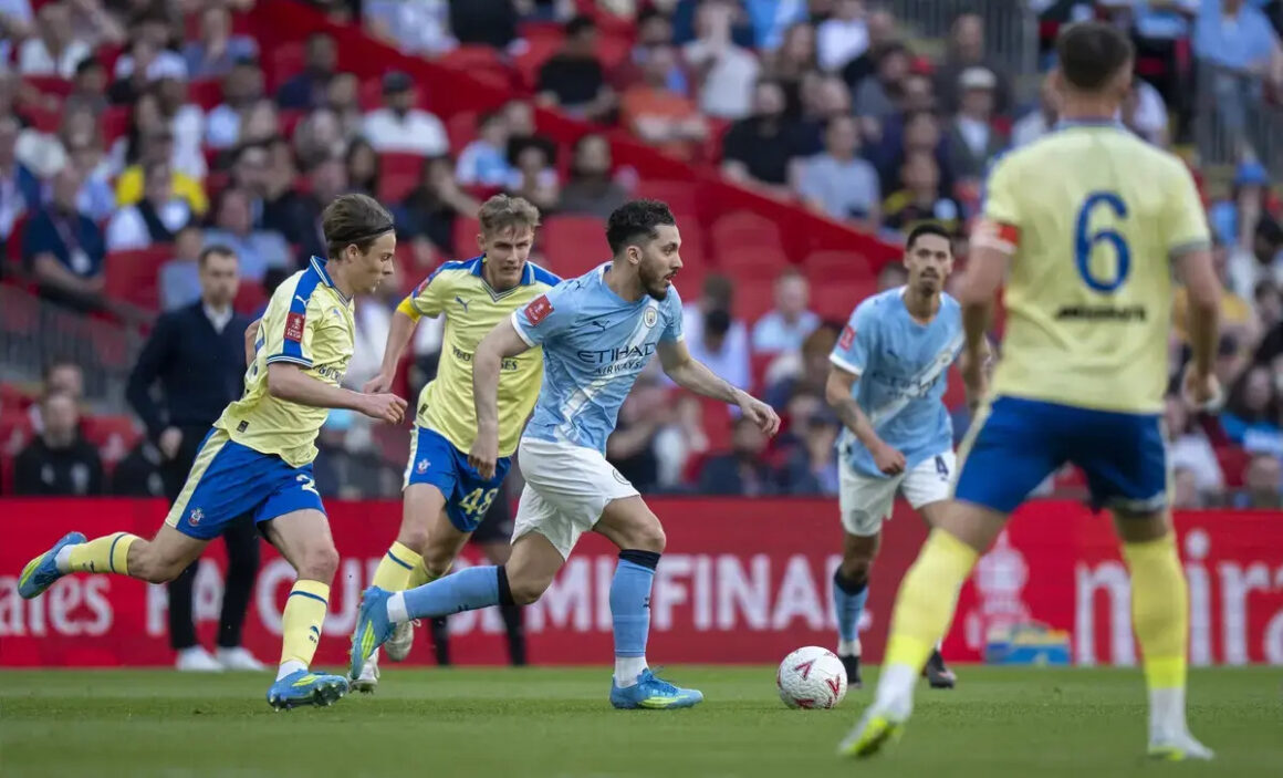 Former Teammate Lauds…