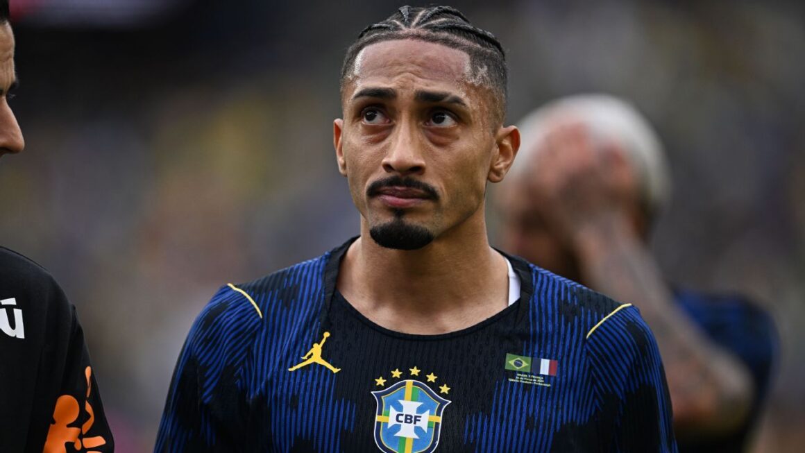 Flick Calls on Rashford to… Flick Calls on Rashford to…