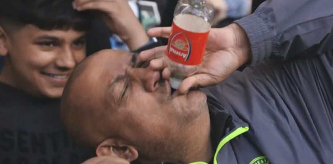 🎉 Bottle job? Fan mocks…