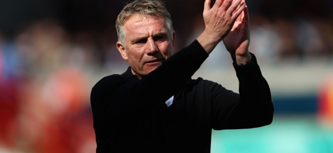 Parkinson: Wrexham to push…