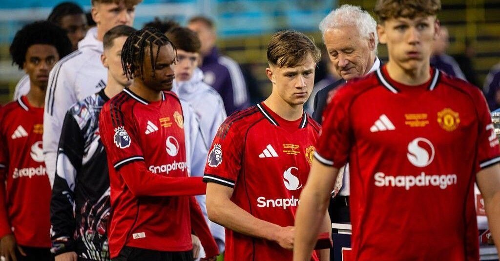 Fletcher: Man Utd Kids… Fletcher: Man Utd Kids…